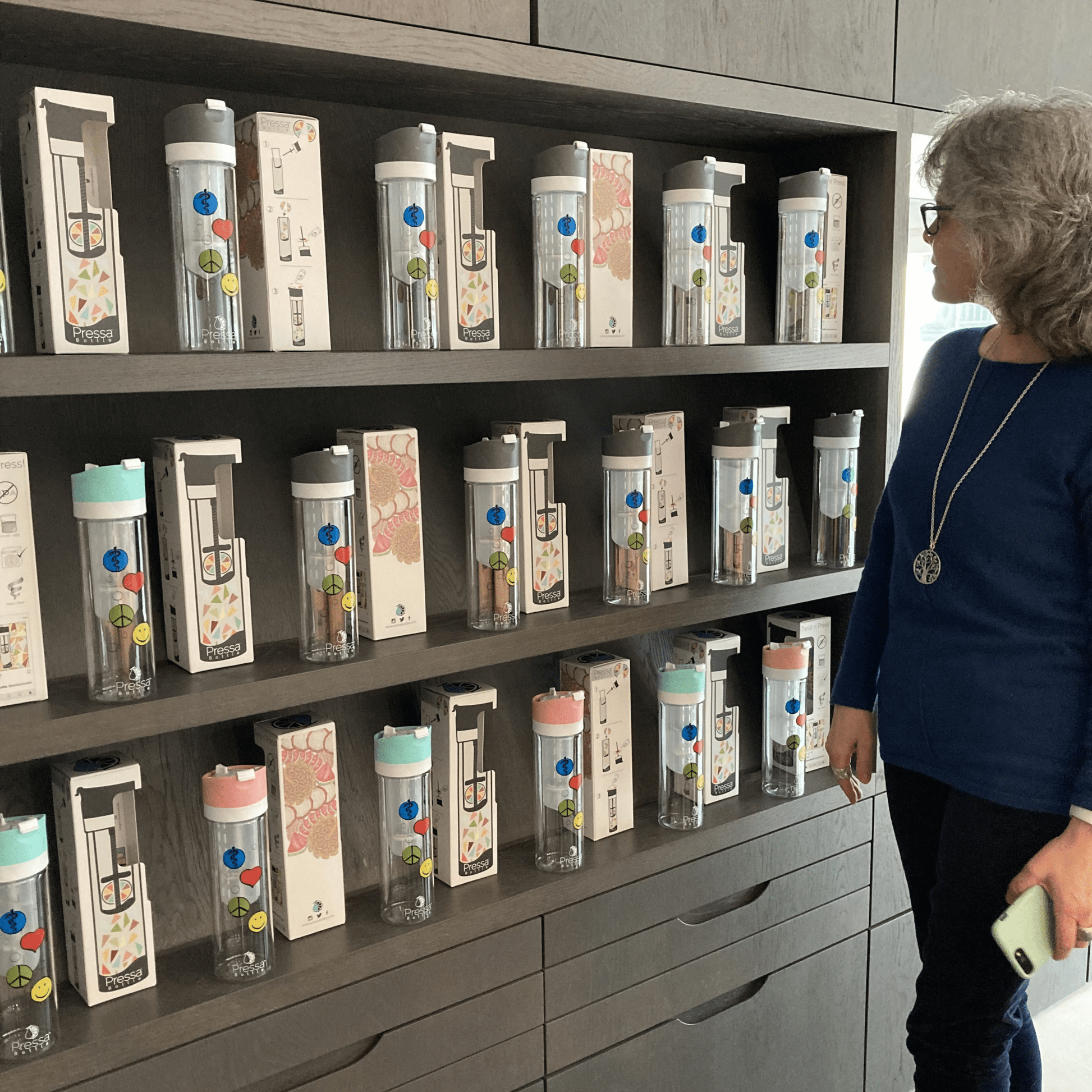 Trinkflasche PressaBottle 0.7 Liter Tritan zertifiziert in der Schweiz - #shop_name