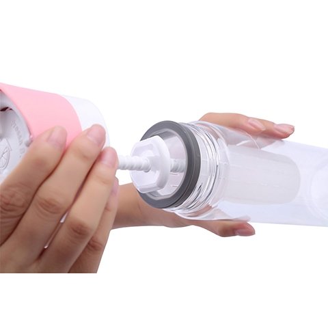 Trinkflasche PressaBottle 0.7 Liter Tritan zertifiziert in der Schweiz