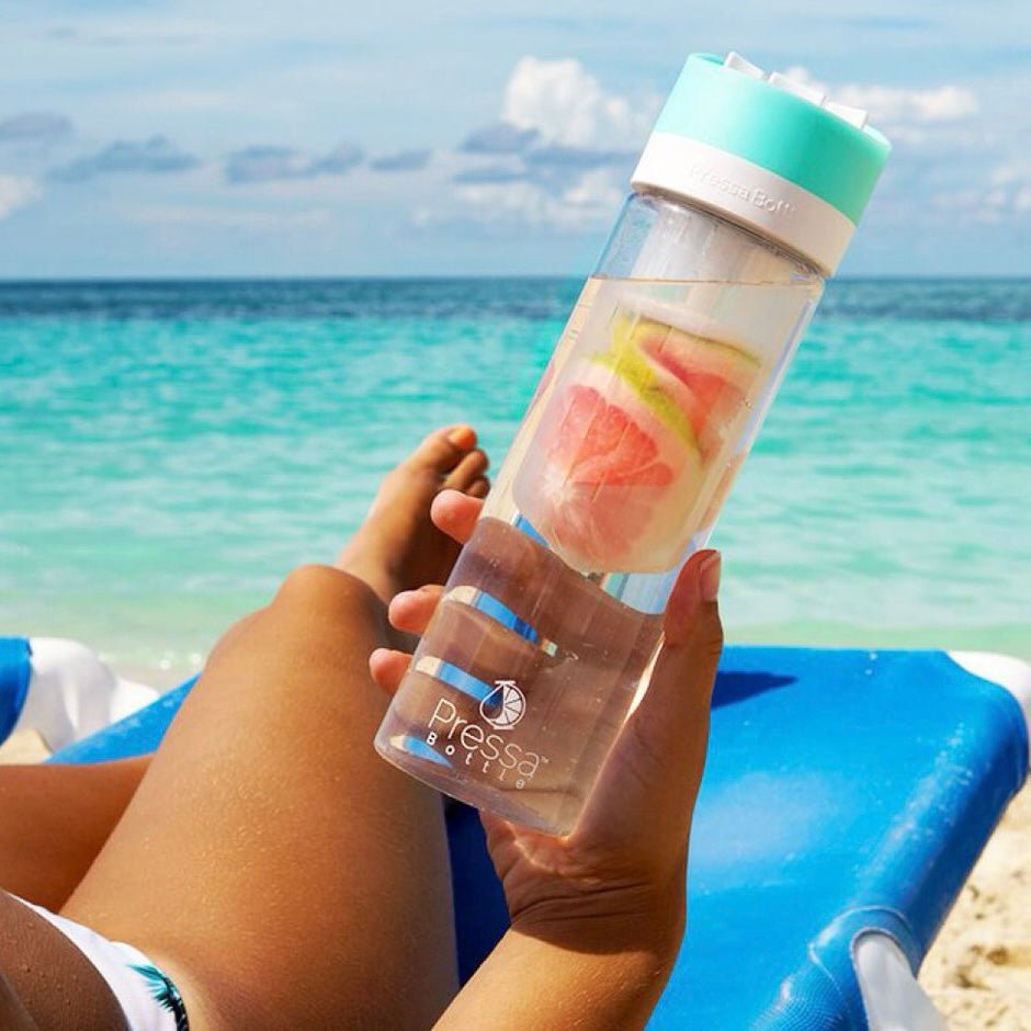 Trinkflasche PressaBottle 0.7 Liter Tritan zertifiziert in der Schweiz