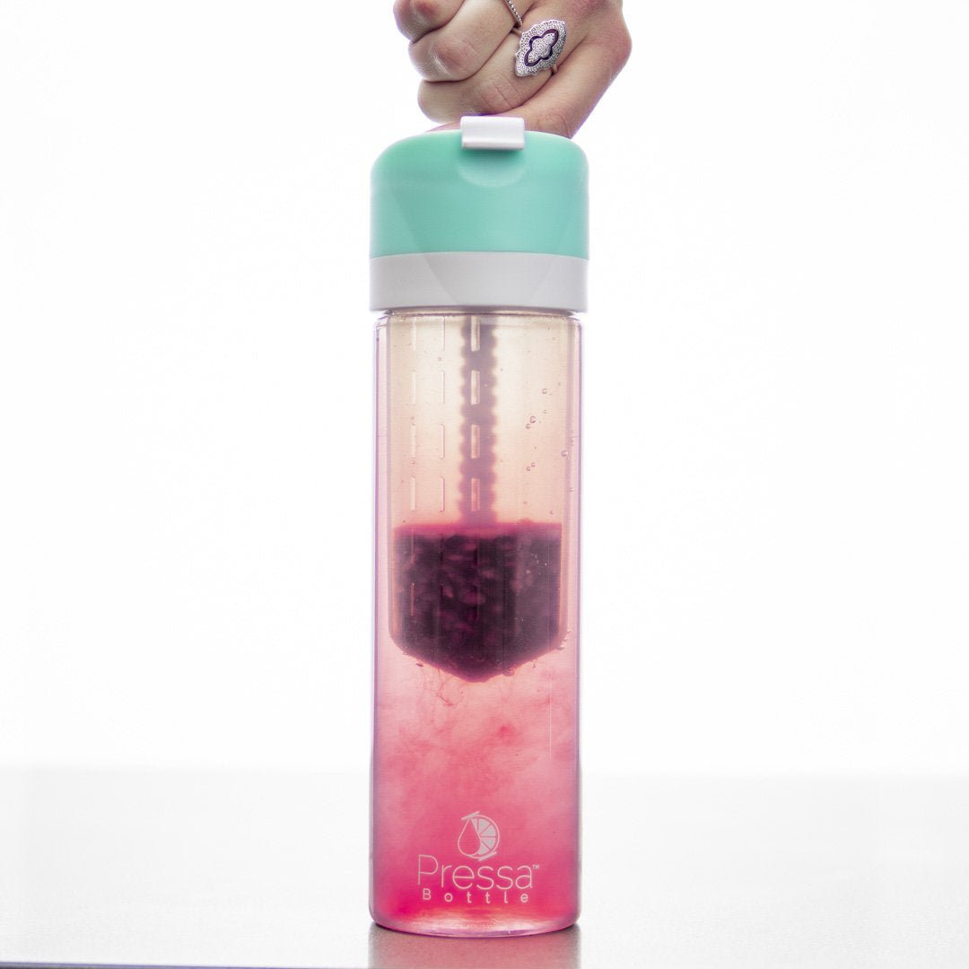 Trinkflasche PressaBottle 0.7 Liter Tritan zertifiziert in der Schweiz - #shop_name