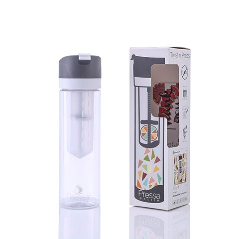 Trinkflasche PressaBottle 0.7 Liter Tritan zertifiziert in der Schweiz